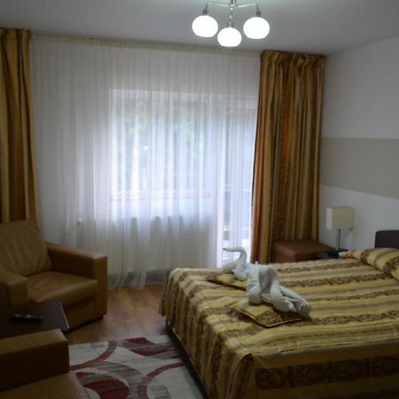 Hanul Izvorul Rece Sinaia Dış mekan fotoğraf